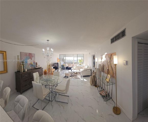 3910 Inverrary Boulevard 703B, Lauderhill, FL 33319