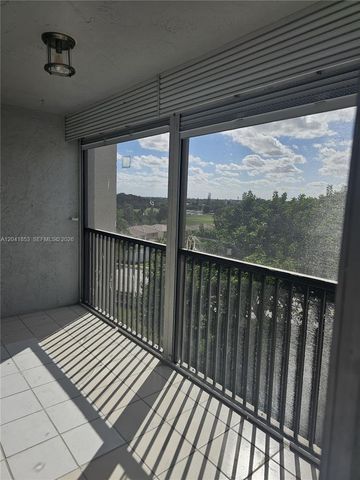 3910 Inverrary Boulevard 703B, Lauderhill, FL 33319