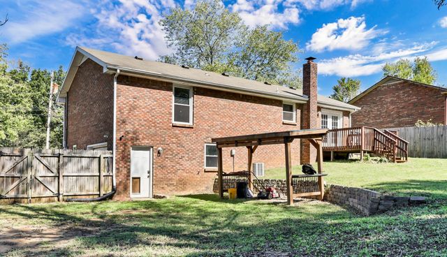 614 Cayce Dr, Clarksville, TN 37042