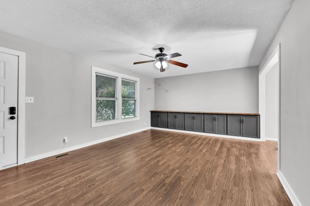 614 Cayce Dr, Clarksville, TN 37042