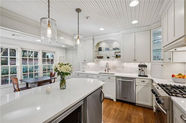 859 Stovall NE Boulevard, Atlanta, GA 30342