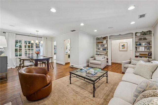 859 Stovall NE Boulevard, Atlanta, GA 30342