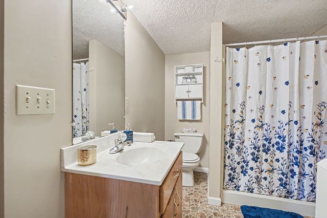 400 Cessna Cir, Winchester, TN 37398