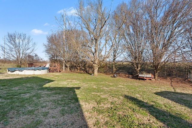 400 Cessna Cir, Winchester, TN 37398