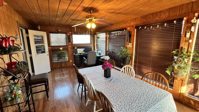 400 Cessna Cir, Winchester, TN 37398