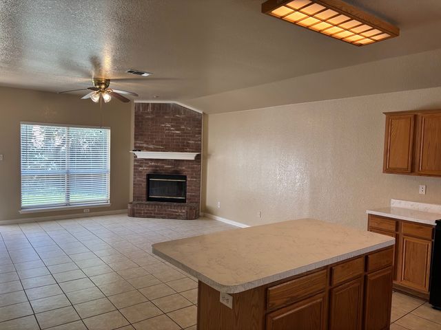 429 Sugar Mill Road, Cedar Hill, TX 75104