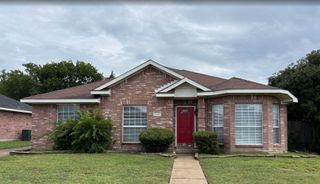 429 Sugar Mill Road, Cedar Hill, TX 75104