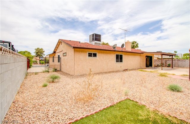 980 El Camino Way, Boulder City, NV 89005