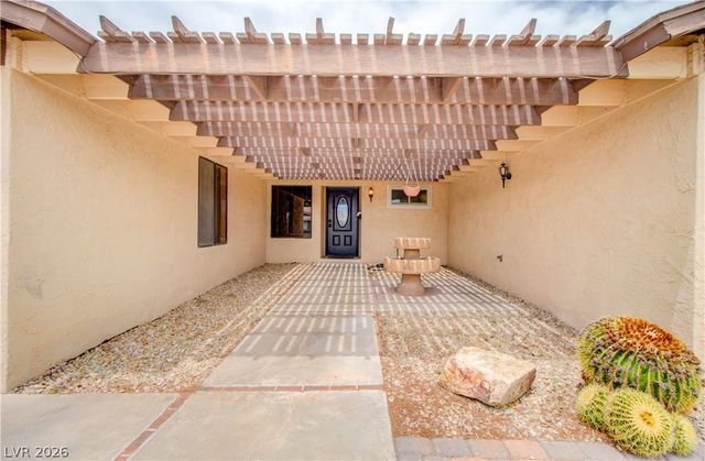 980 El Camino Way, Boulder City, NV 89005