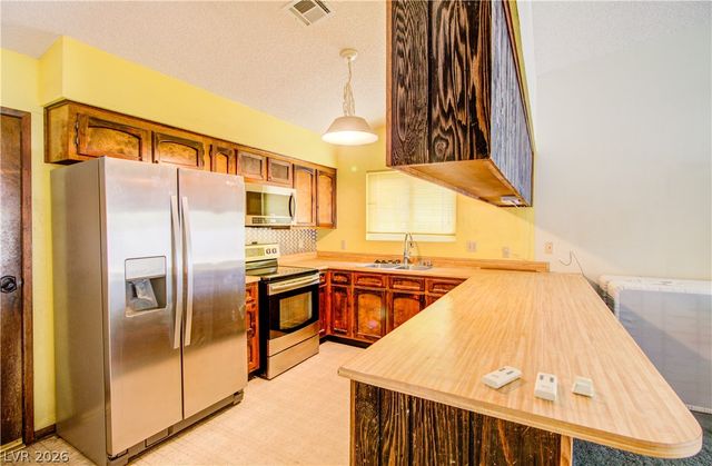 980 El Camino Way, Boulder City, NV 89005