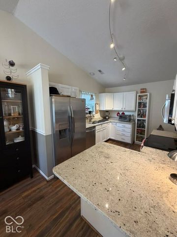 12987 Whitehaven, Fishers, IN 46038