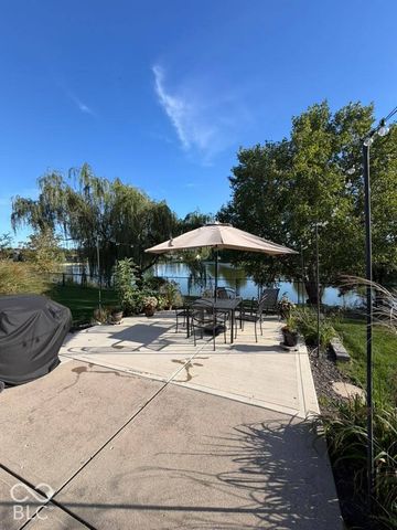 12987 Whitehaven, Fishers, IN 46038