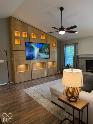 12987 Whitehaven, Fishers, IN 46038