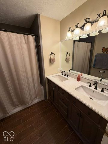 12987 Whitehaven, Fishers, IN 46038