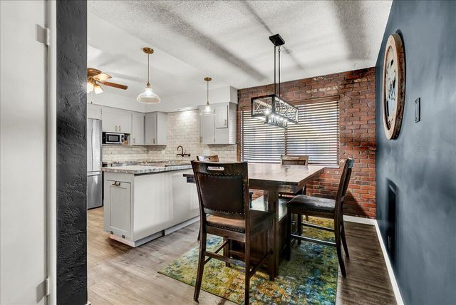 1411 S Divisadero Street 1, Visalia, CA 93277