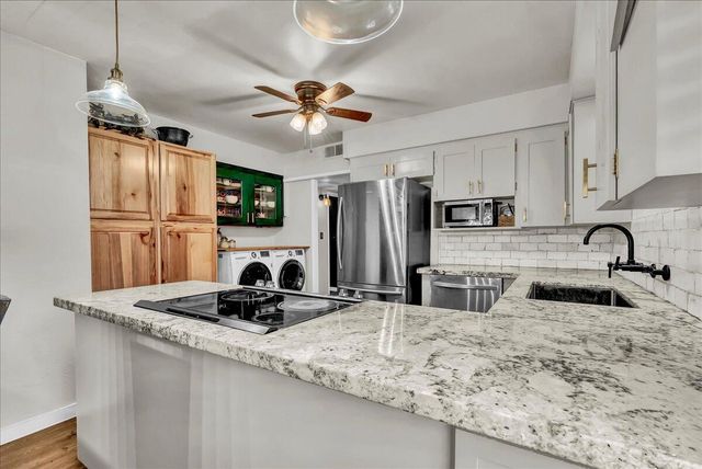 1411 S Divisadero Street 1, Visalia, CA 93277