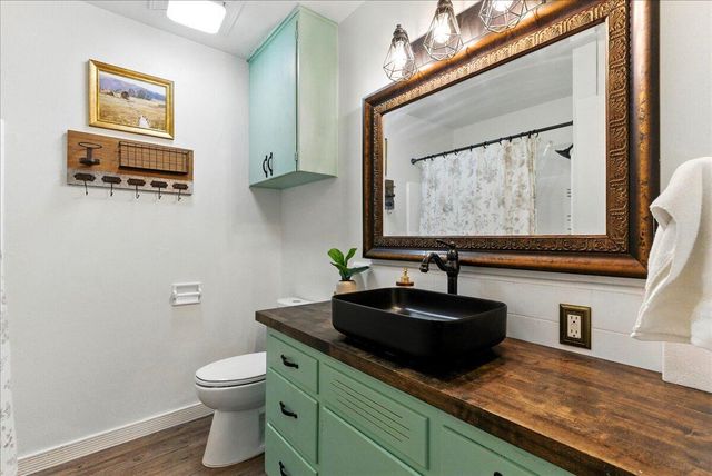 1411 S Divisadero Street 1, Visalia, CA 93277