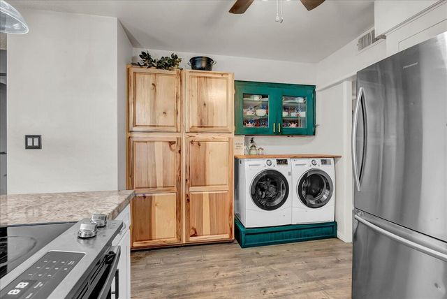 1411 S Divisadero Street 1, Visalia, CA 93277