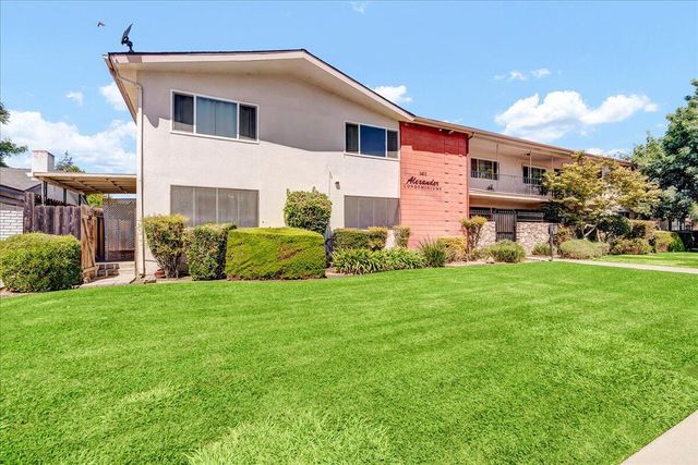 1411 S Divisadero Street 1, Visalia, CA 93277