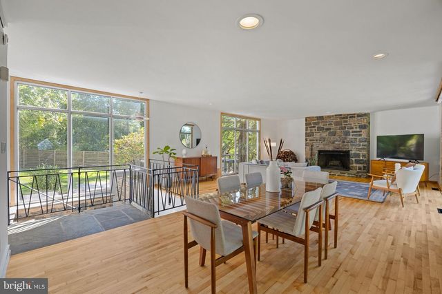 520 STATION AVE, Glenside, PA 19038