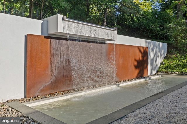 520 STATION AVE, Glenside, PA 19038