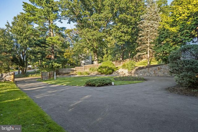 520 STATION AVE, Glenside, PA 19038