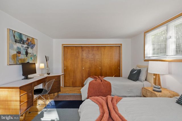 520 STATION AVE, Glenside, PA 19038