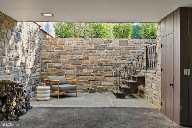 520 STATION AVE, Glenside, PA 19038