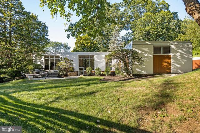 520 STATION AVE, Glenside, PA 19038