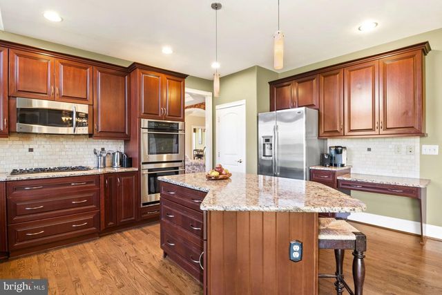 930 ASHBOURNE WAY, Schwenksville, PA 19473