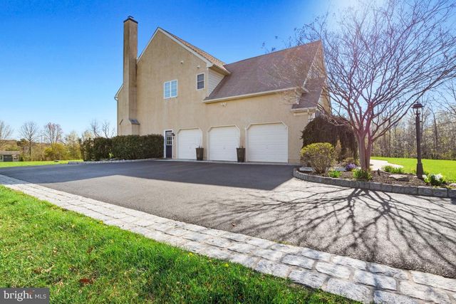 930 ASHBOURNE WAY, Schwenksville, PA 19473