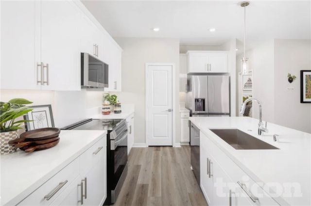 1721 Lorraine Drive, Corona, CA 92882
