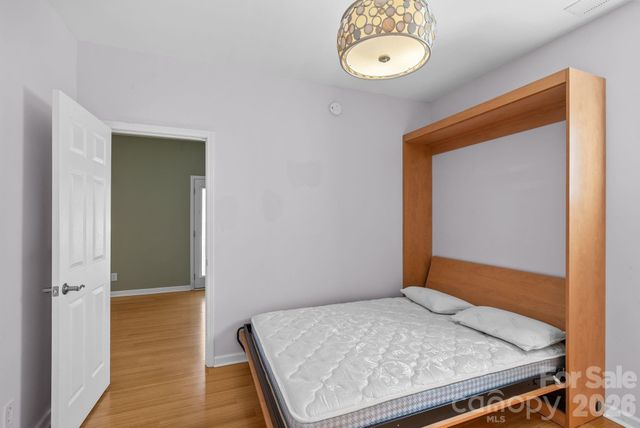 600 N Skyloft Drive 202, Asheville, NC 28801