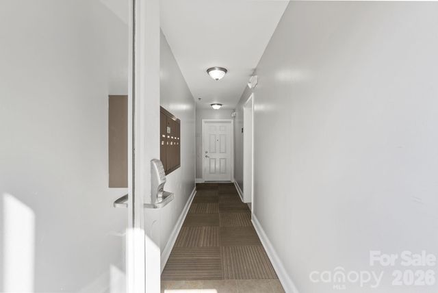 600 N Skyloft Drive 202, Asheville, NC 28801