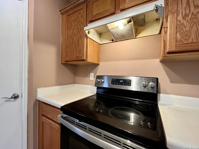 6611 Cougar Village, San Antonio, TX 78242