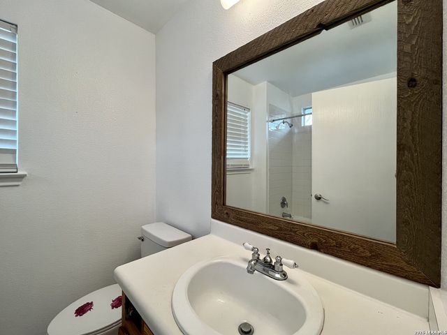 6611 Cougar Village, San Antonio, TX 78242