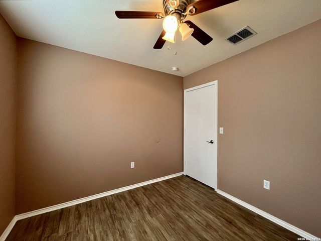 6611 Cougar Village, San Antonio, TX 78242