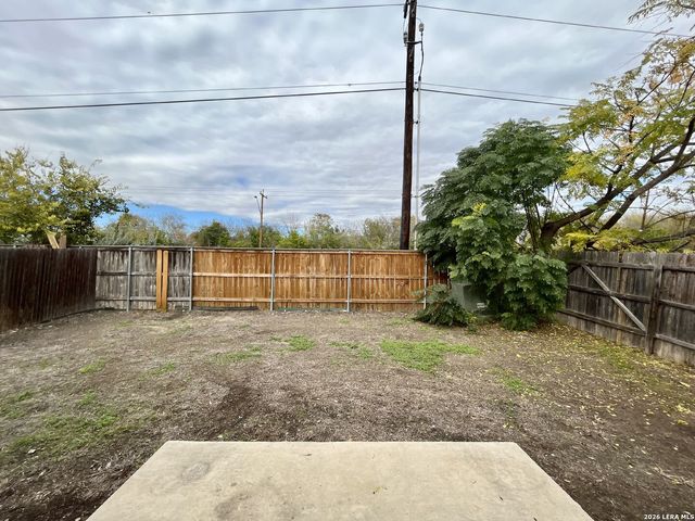 6611 Cougar Village, San Antonio, TX 78242