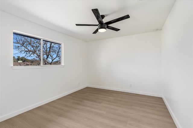 3309 Harpers Ferry LN, Austin, TX 78745