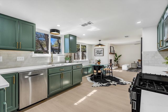 3309 Harpers Ferry LN, Austin, TX 78745