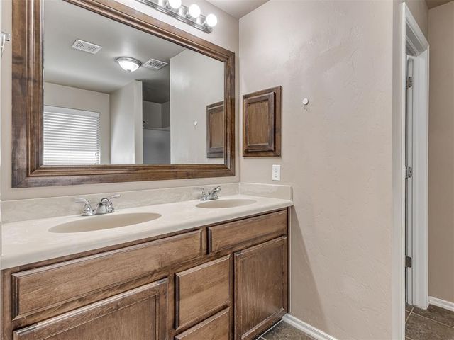 1002 Clingmans Dome Road, Norman, OK 73069