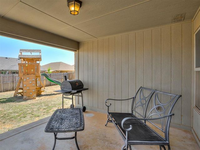 1002 Clingmans Dome Road, Norman, OK 73069