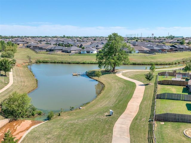 1002 Clingmans Dome Road, Norman, OK 73069