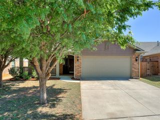 1002 Clingmans Dome Road, Norman, OK 73069