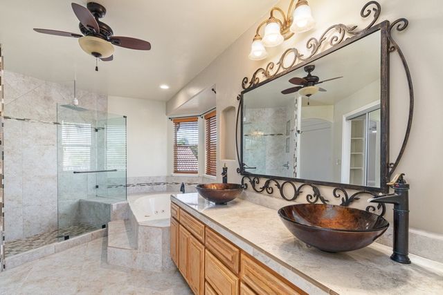 30245 White Wake, Canyon Lake, CA 92587