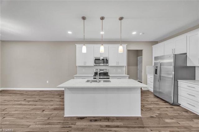 130 Oak Pointe Lane, Wilkesboro, NC 28697