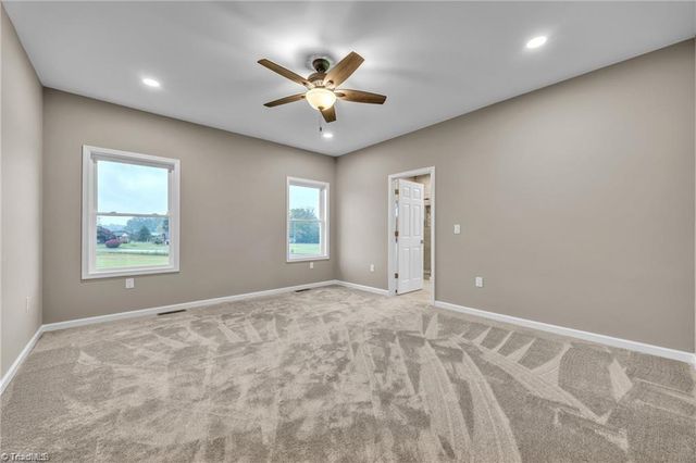 130 Oak Pointe Lane, Wilkesboro, NC 28697