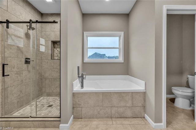 130 Oak Pointe Lane, Wilkesboro, NC 28697