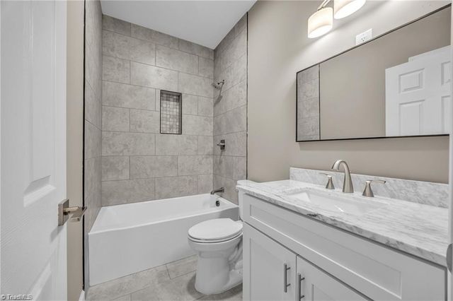 130 Oak Pointe Lane, Wilkesboro, NC 28697