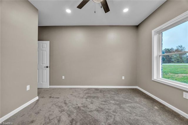 130 Oak Pointe Lane, Wilkesboro, NC 28697